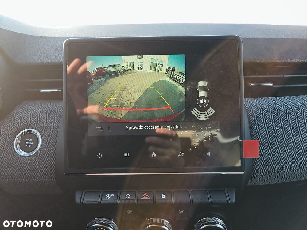 Renault Clio 1.0 TCe Techno - 25