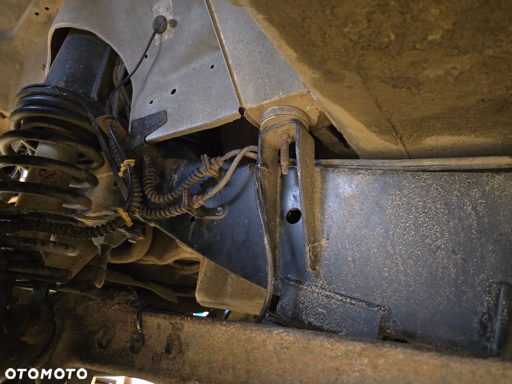 Land Rover Discovery - 11