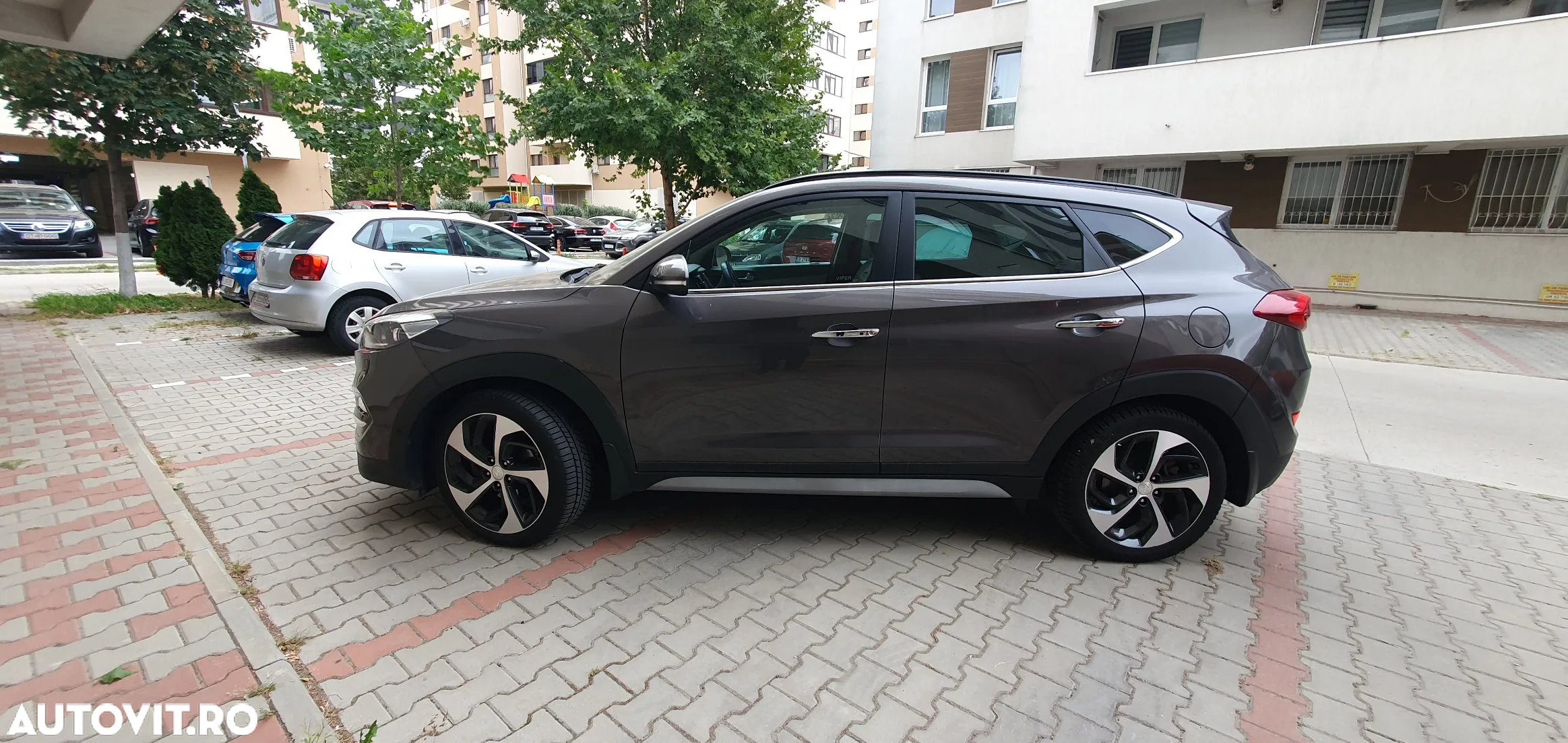 Hyundai Tucson 2.0 CRDI 4WD 6AT Luxury Pack+ - 3