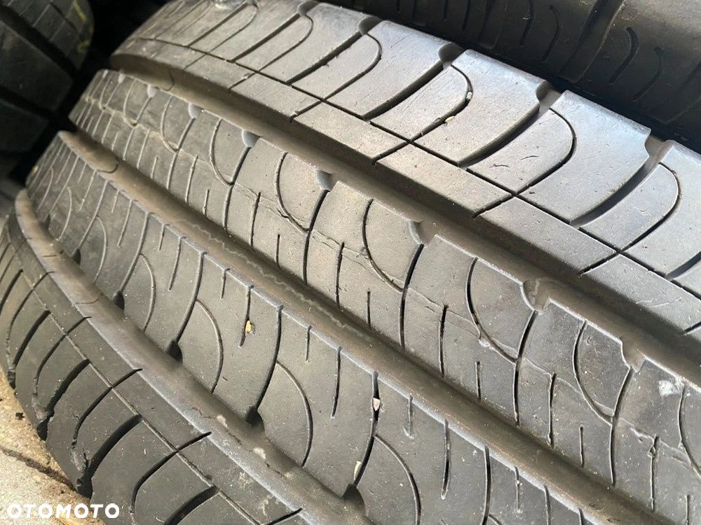 215/65/16C Goodyear EfficienCargo_7,6mm_4szt_(231) - 8