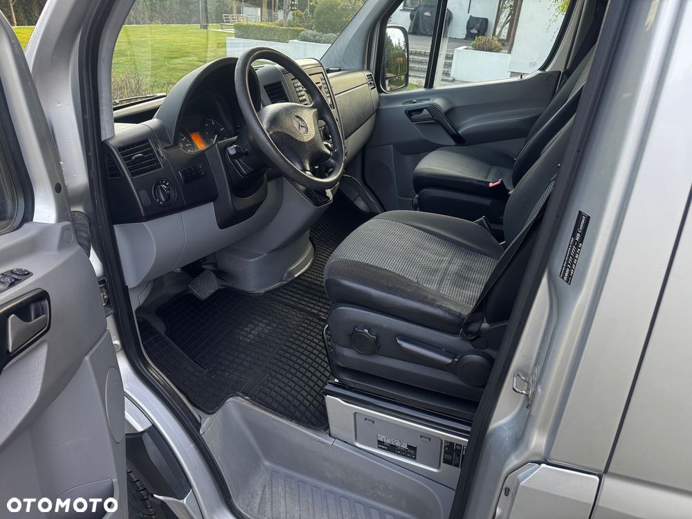 Mercedes-Benz Sprinter 319 CDI - 17