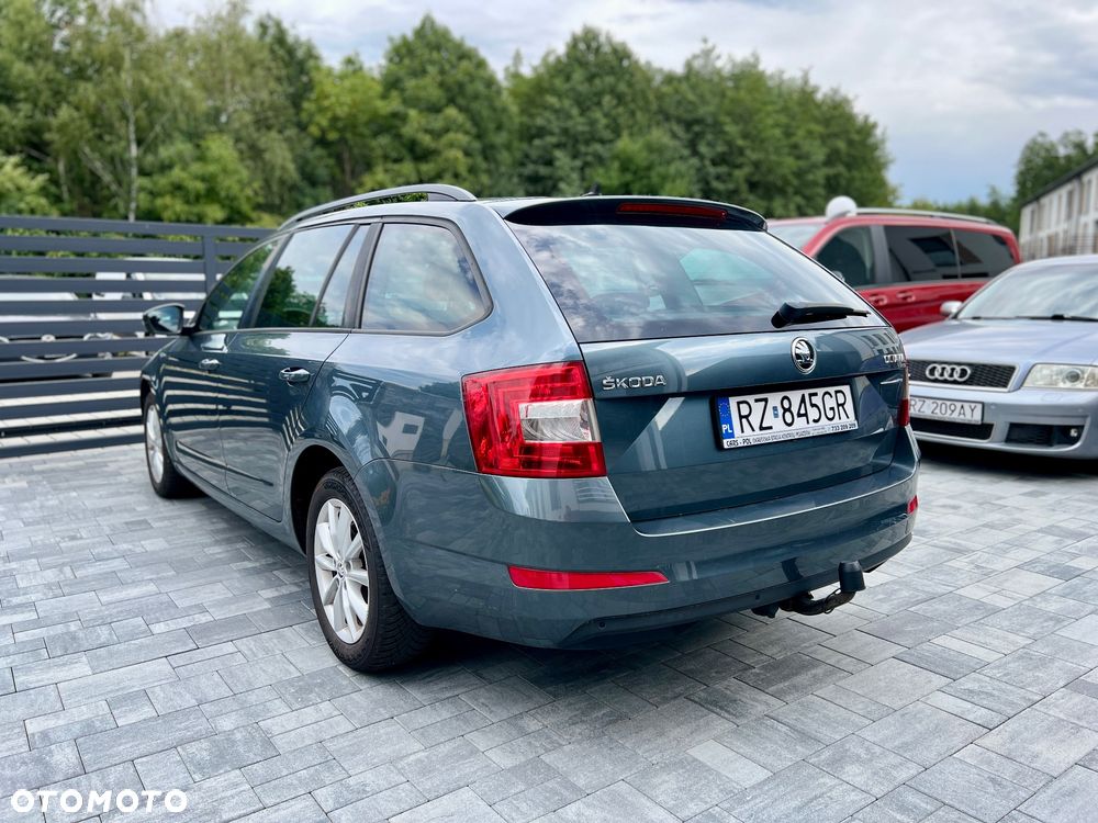 Skoda Octavia 1.4 TSI DSG Style - 4