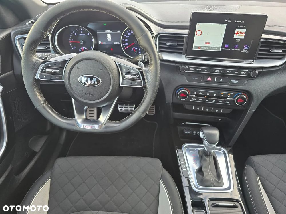 Kia ProCeed 1.6 CRDi DCT7 SCR GT LINE - 24