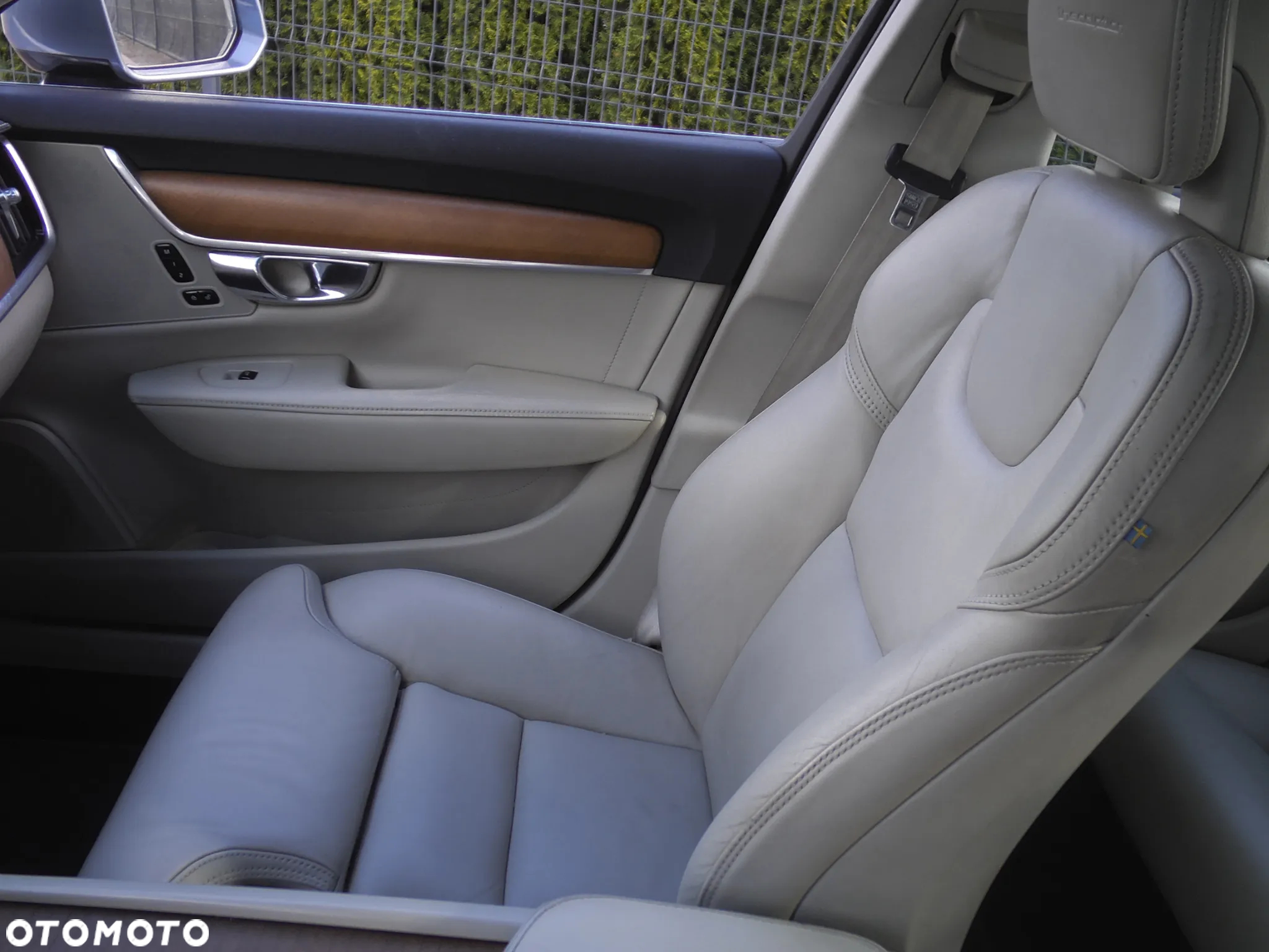 Volvo S90 D4 AWD Geartronic Inscription - 35