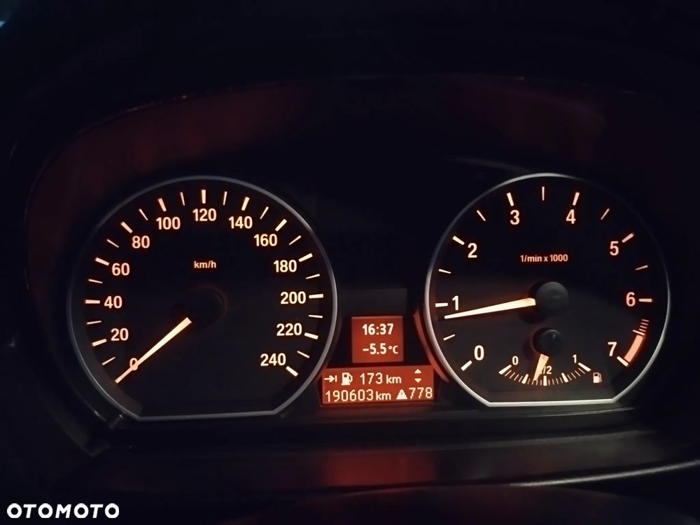 BMW Seria 1 116i - 9
