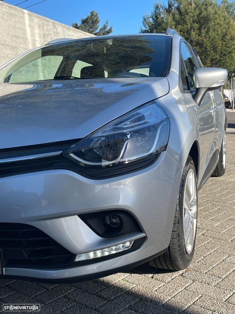 Renault Clio Sport Tourer 1.5 dCi Limited - 37