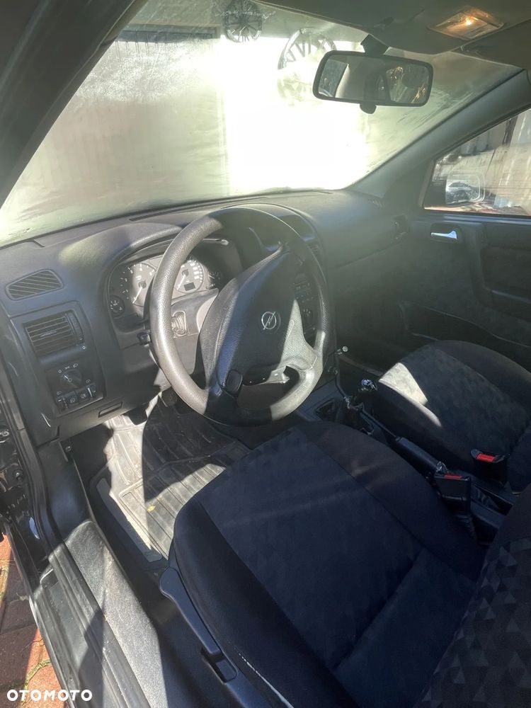 Opel Astra II 1.6 GL / Start - 6