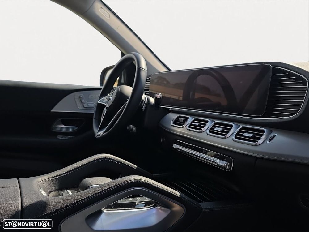 Mercedes-Benz GLE 300 d 4Matic - 12