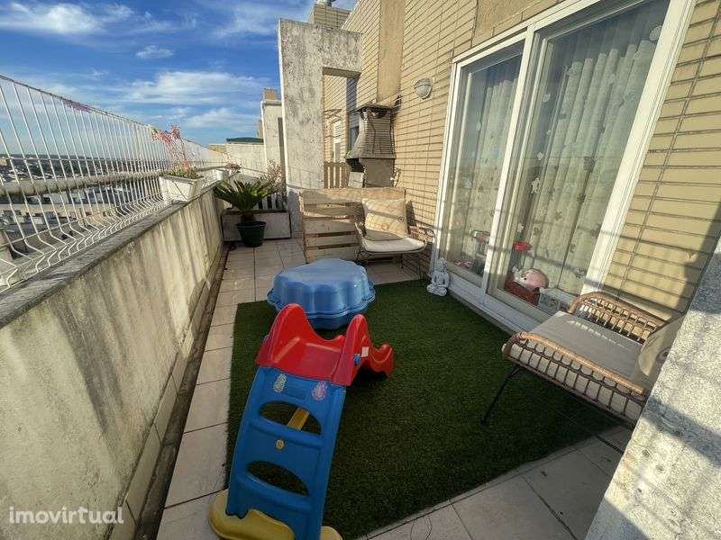 T2 com terraço recuado - Grande imagem: 5/8