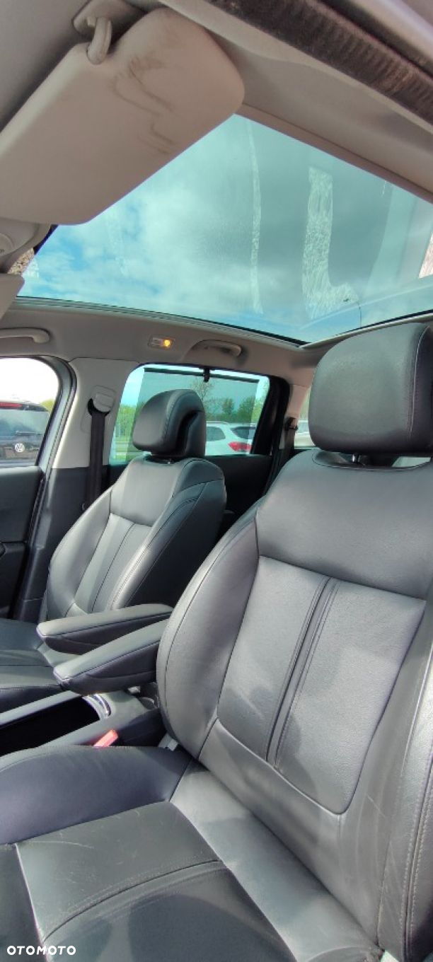 Peugeot 5008 - 16