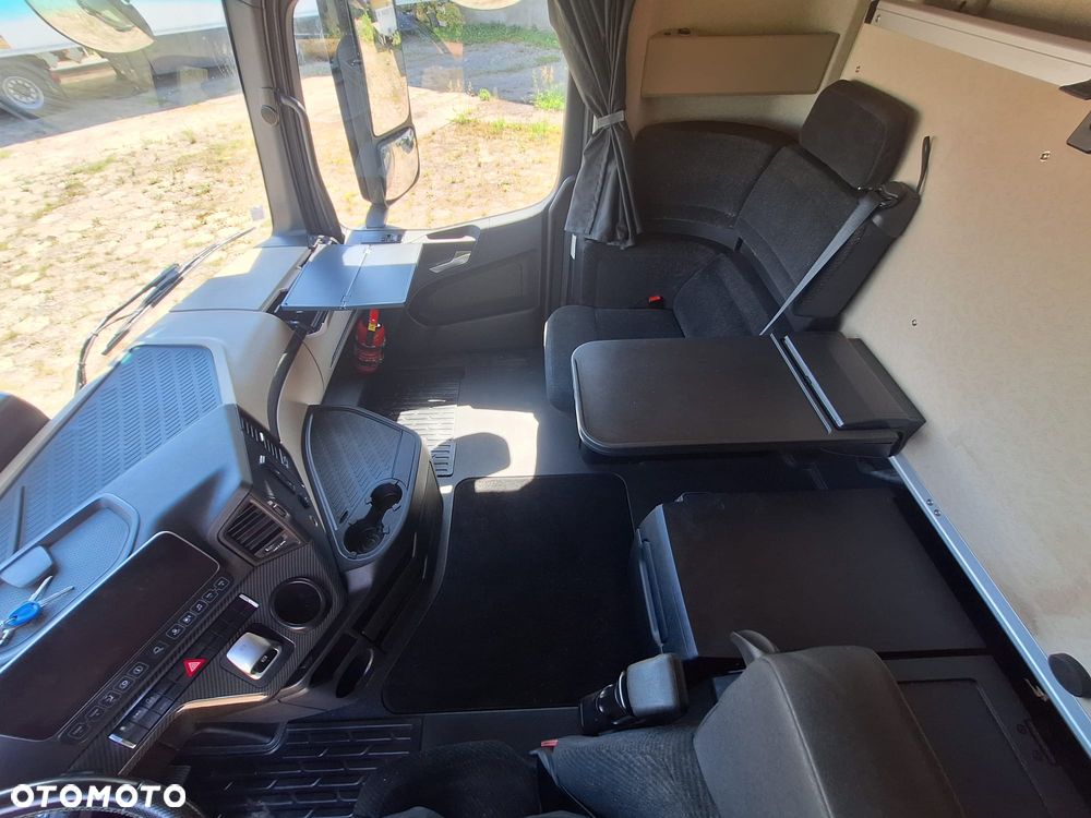 Mercedes-Benz Actros L 1863 Gigaspace / salonka / sprowadzony - 6