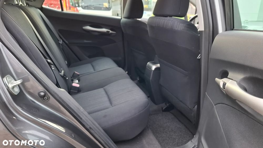Toyota Auris 1.4 VVT-i - 8