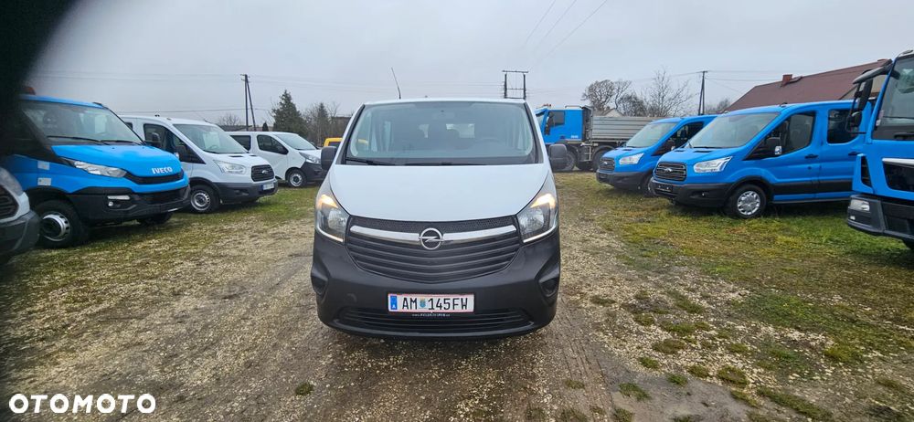 Opel Vivaro - 2
