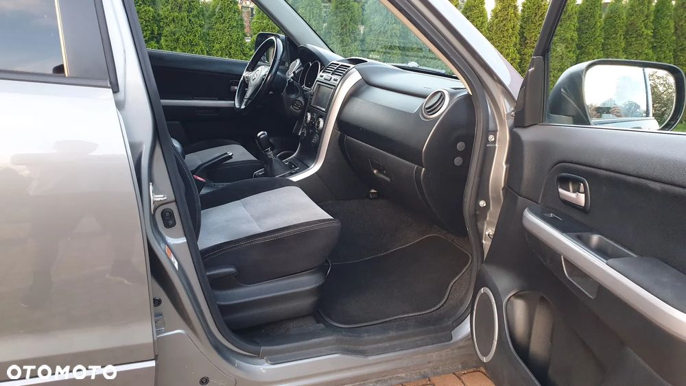 Suzuki Grand Vitara 1.9 DDiS Comfort DPF Limited - 19