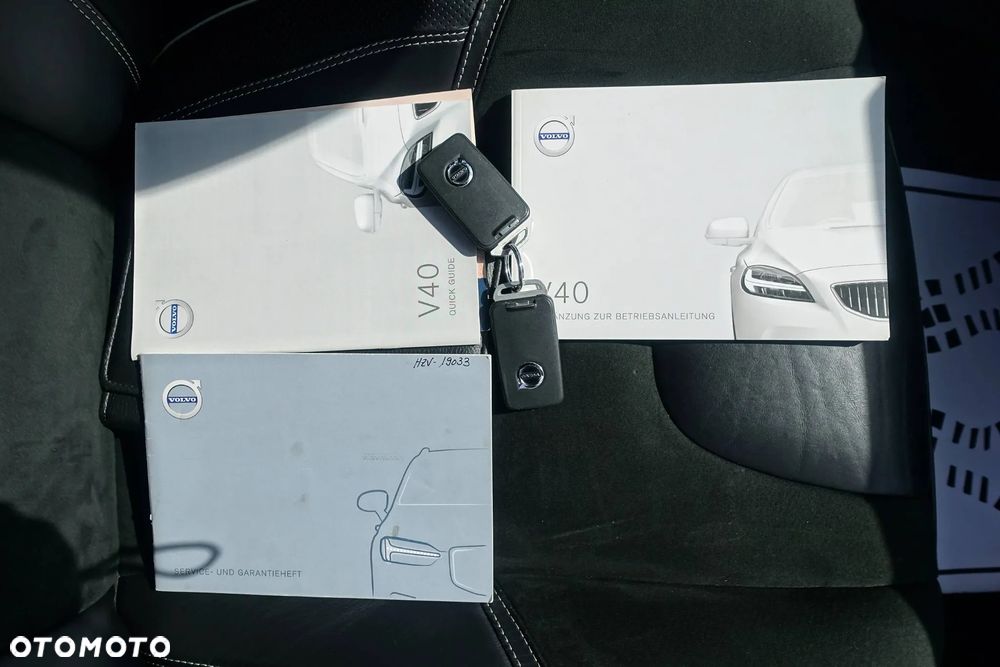 Volvo V40 T3 Drive-E R-Design Kinetic - 34
