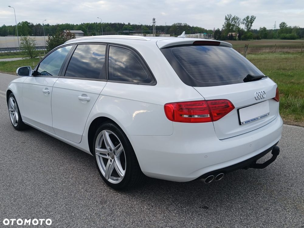 Audi A4 Avant 2.0 TDI - 9