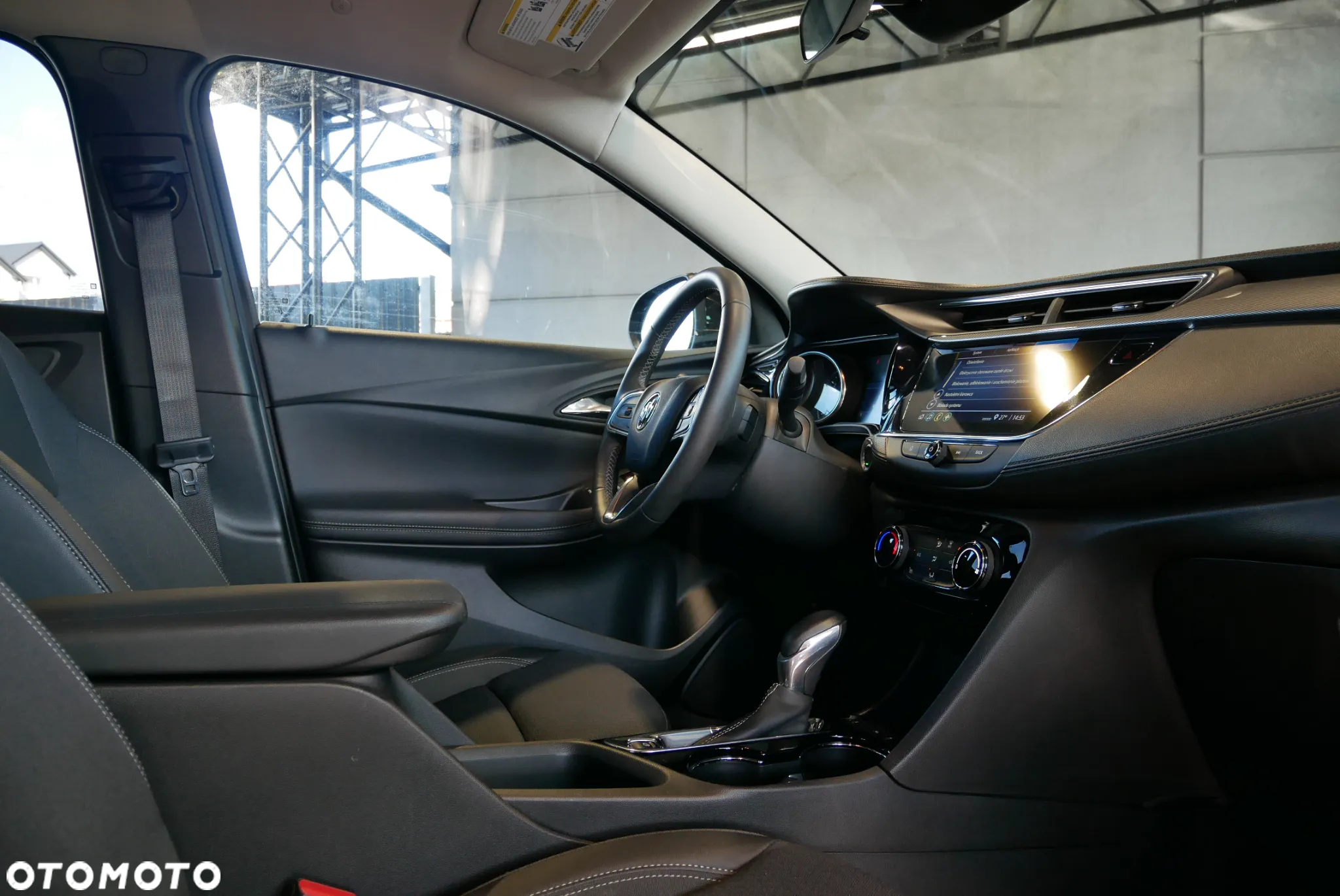 Buick Encore - 29
