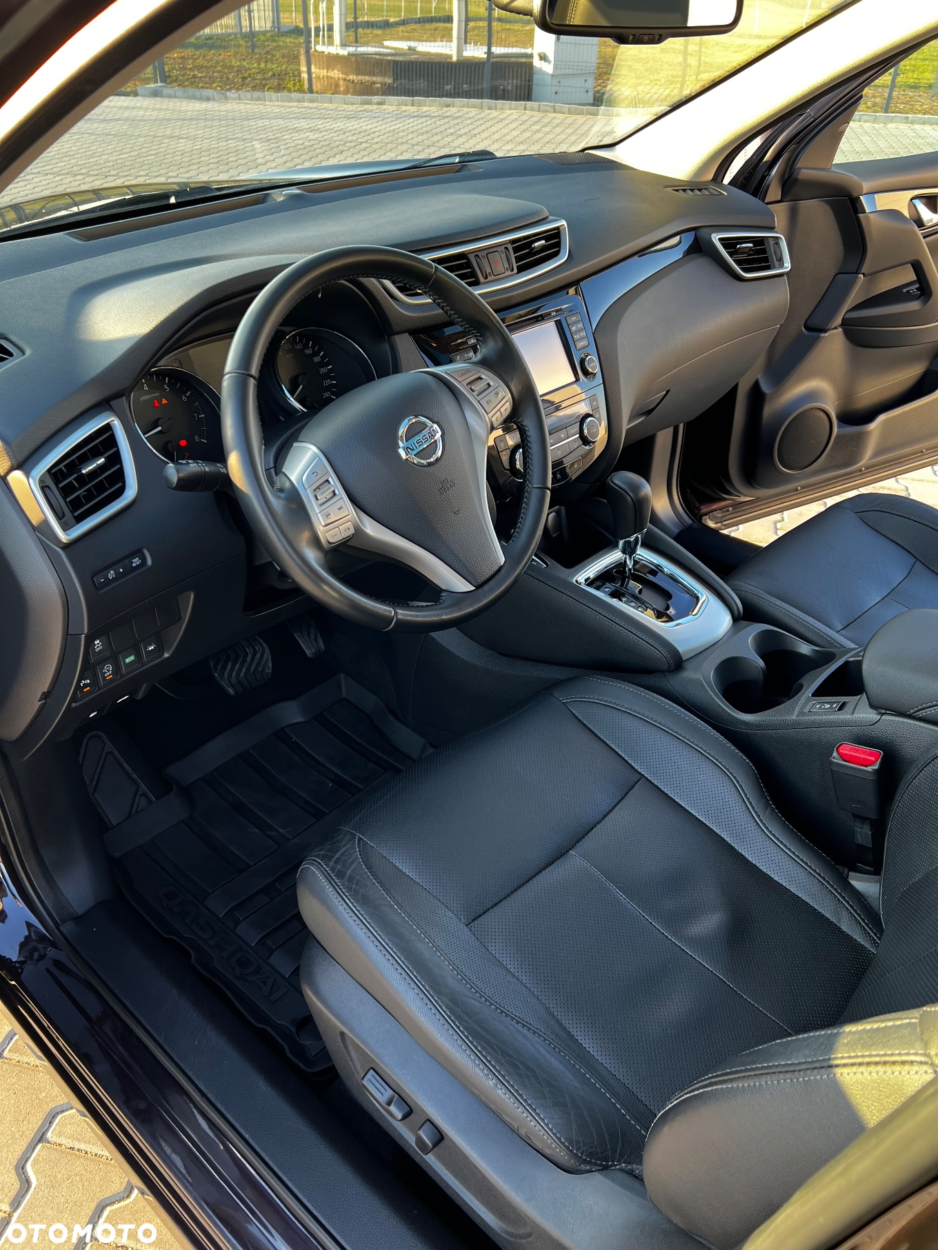 Nissan Qashqai 1.2 DIG-T Tekna Xtronic EU6 - 16