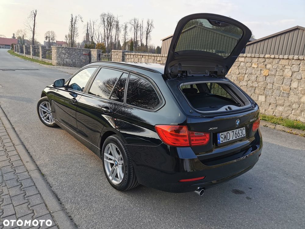 BMW Seria 3 320d xDrive - 15