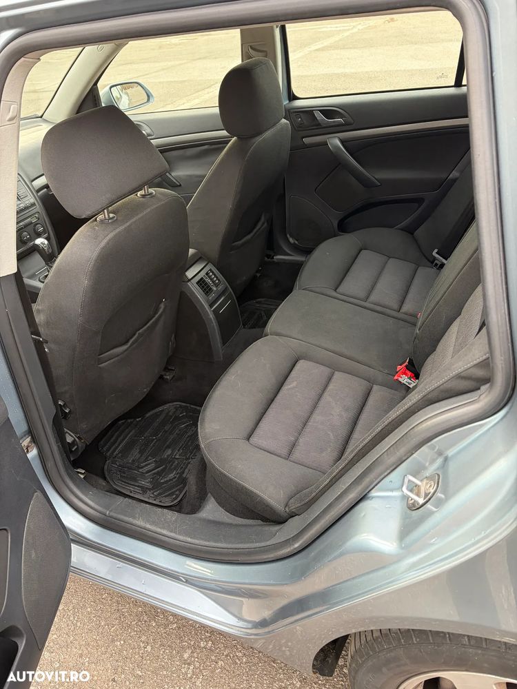 Skoda Octavia - 10