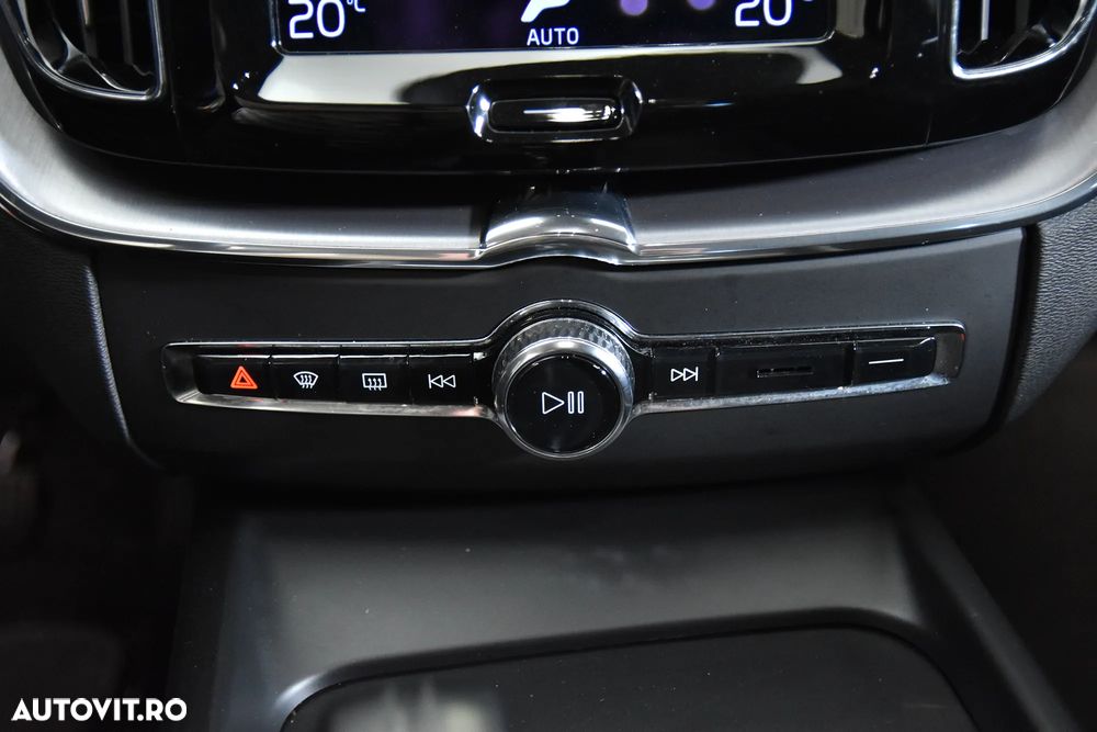 Volvo XC 60 B4 D Geartronic Momentum - 18