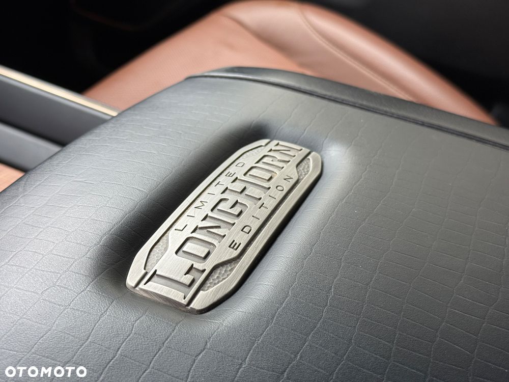 RAM 1500 5.7 Crew Cab Longbed Longhorn Chrome - 20