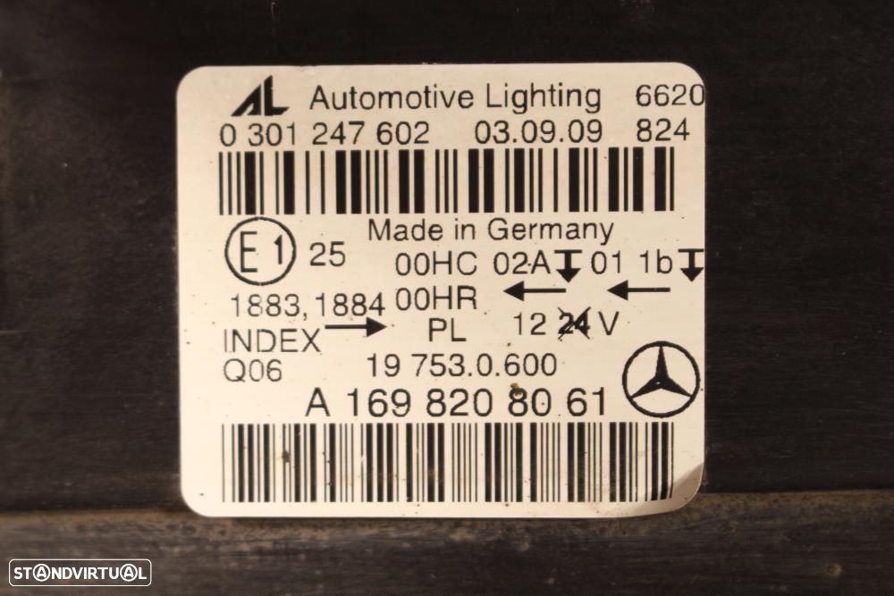 Ótica / Farol Direito Mercedes-Benz B-Class (W245)  A1698208061 / 0301 - 8