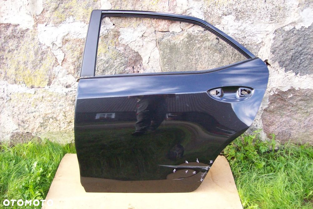 drzwi tylne lewe toyota corolla e-16/rok 13+ - 1