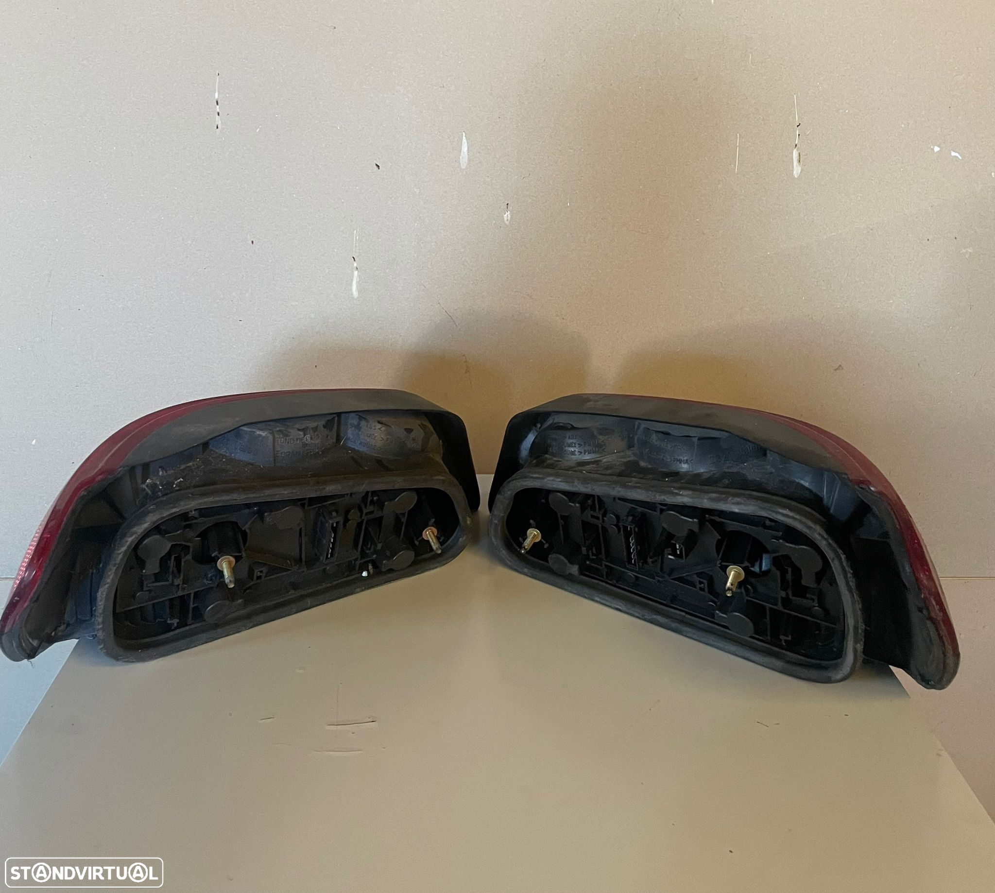 Farolins Peugeot 306 - 3