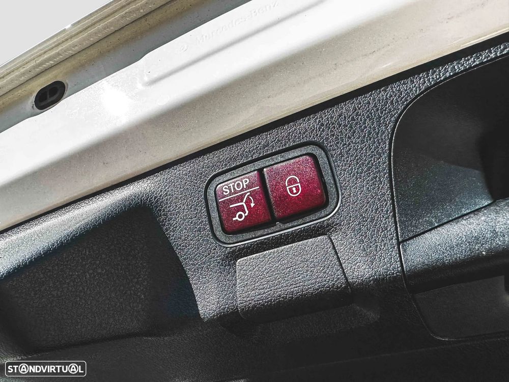 Mercedes-Benz CLA 250 e Shooting Brake AMG Line - 30