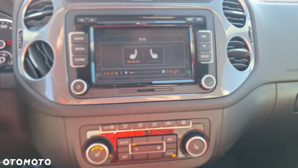 Volkswagen Tiguan - 14