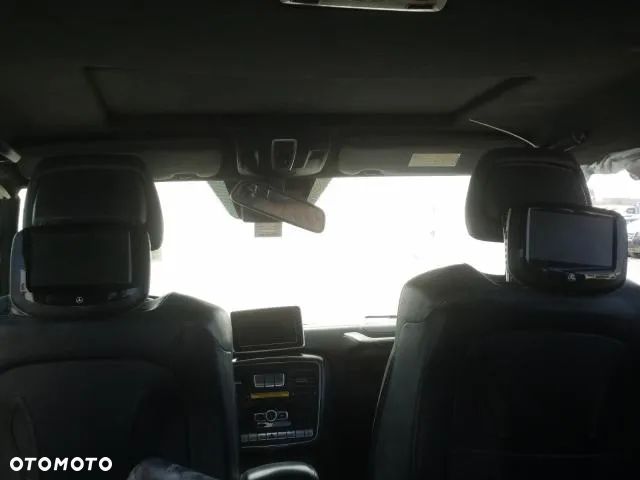 Mercedes-Benz Klasa G 63 AMG AMG SPEEDSHIFT 7G-TRONIC - 17