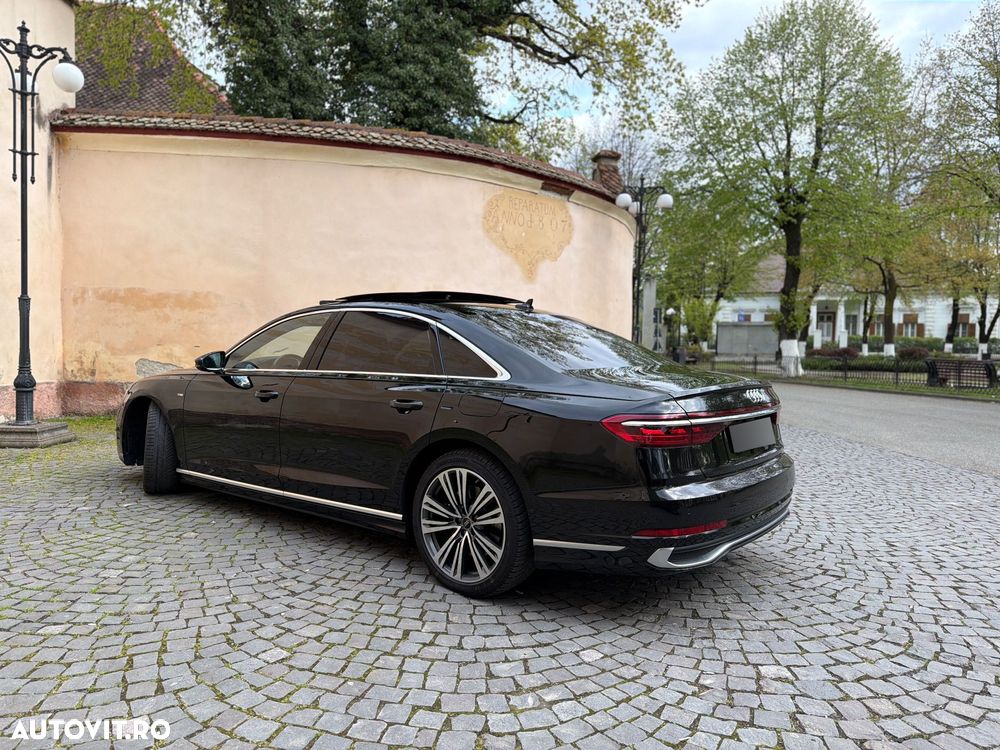 Audi A8 - 9