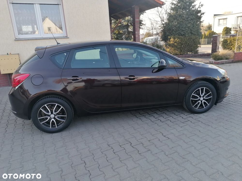Opel Astra - 9