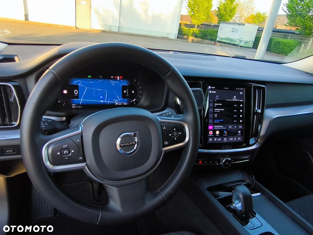 Volvo V60 B4 D Geartronic Momentum - 9