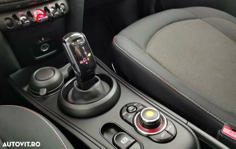 Mini Countryman - 12