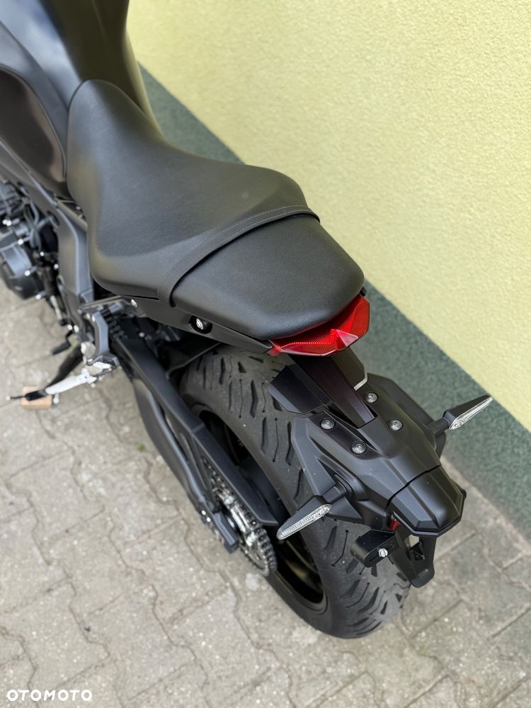 Yamaha MT - 21