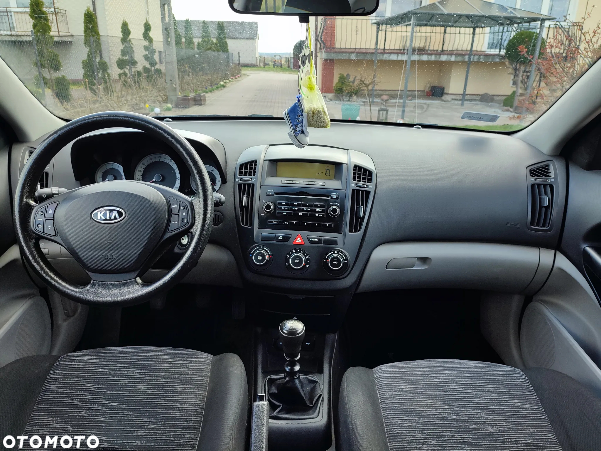 Kia Ceed - 8