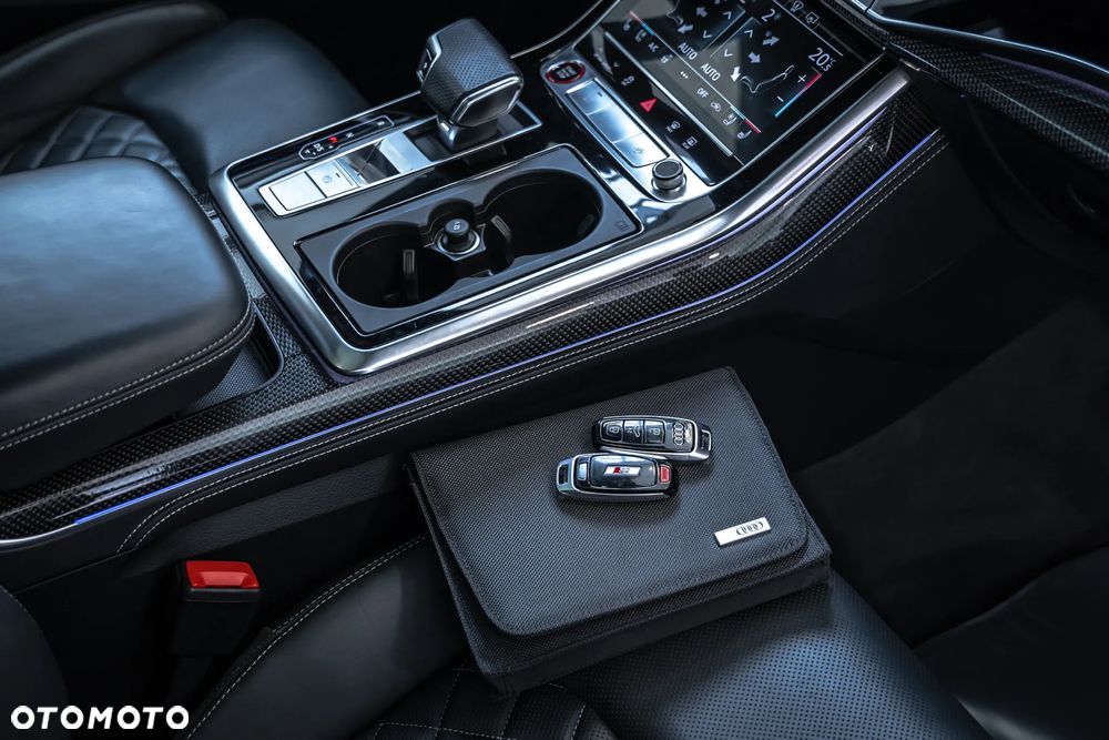 Audi SQ8 - 39