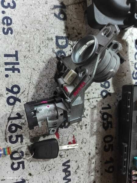 ANTI-ROUBO OPEL ZAFIRA B 2006 - - 3