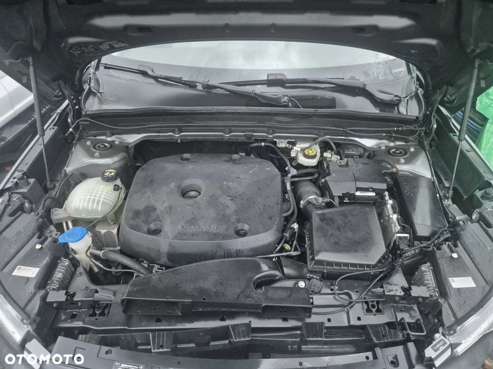 Volvo XC 40 T5 AWD Geartronic Momentum - 19