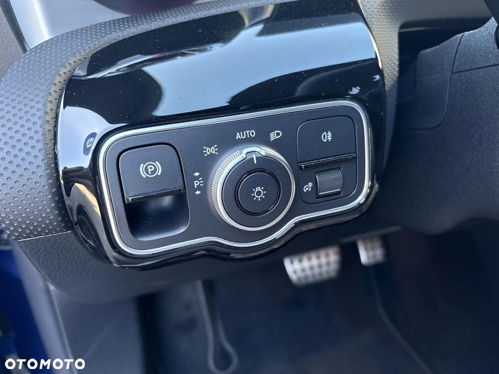 Mercedes-Benz CLA 200 mHEV 7G-DCT - 27