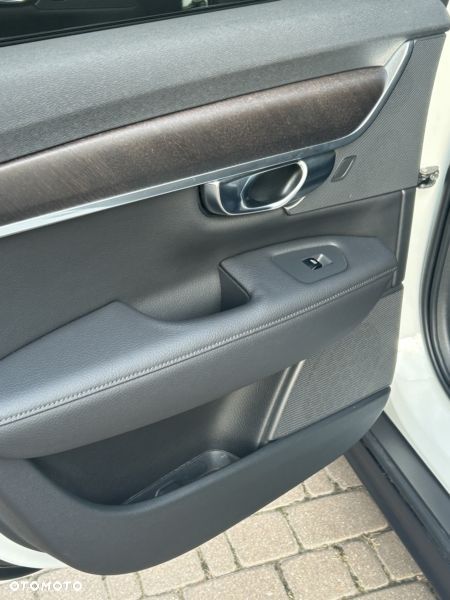 Volvo V90 D4 SCR AWD R-Design - 10