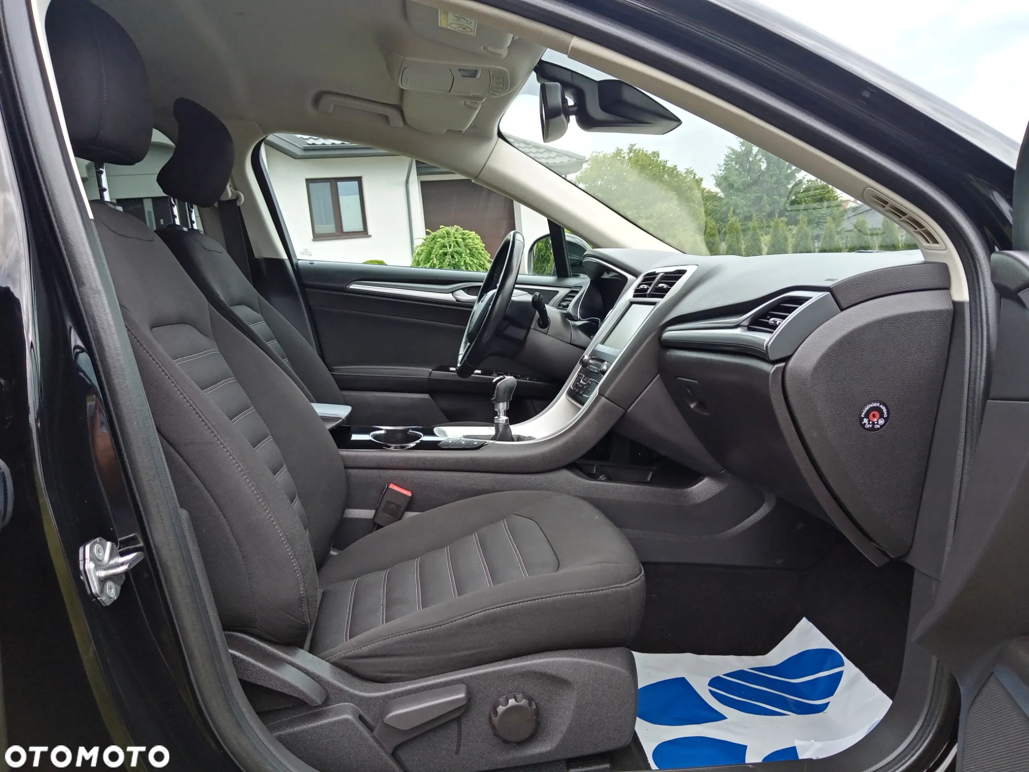 Ford Mondeo - 28