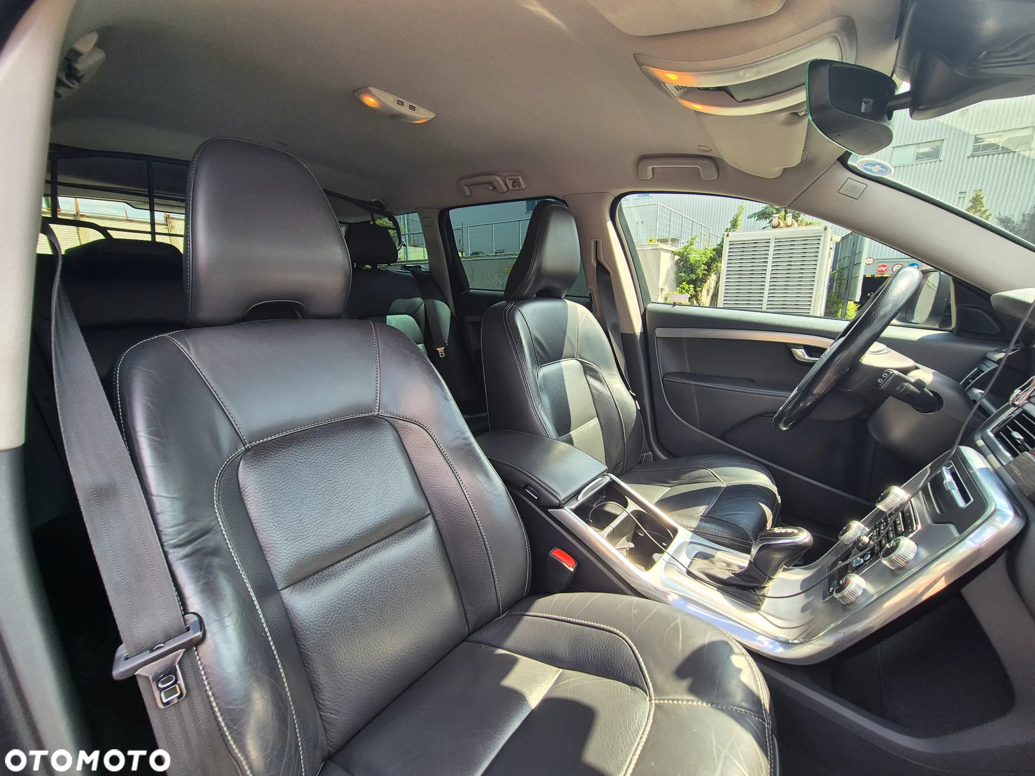Volvo XC 70 D5 AWD Dynamic Summum - 8