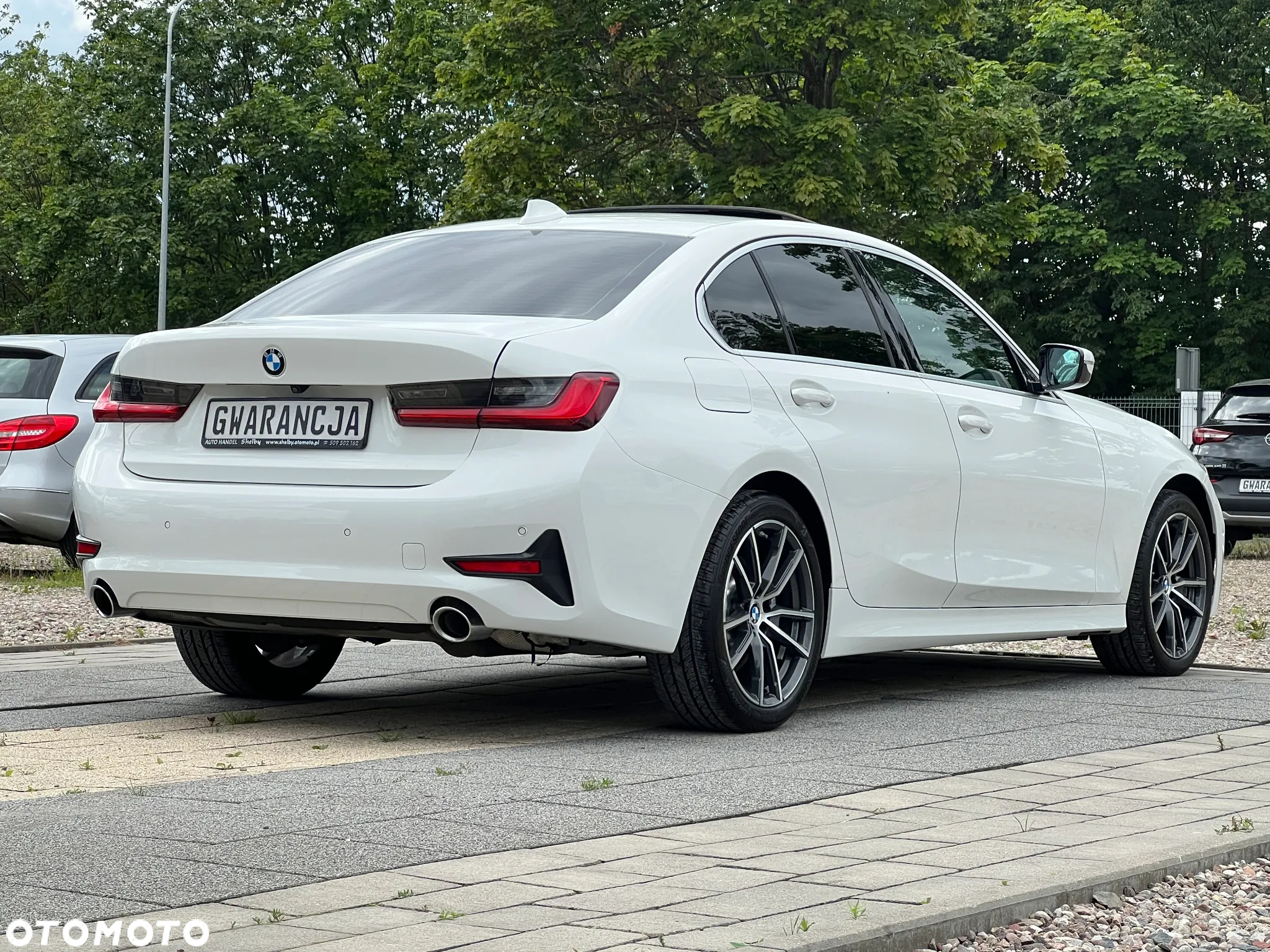 BMW Seria 3 330i Luxury Line sport - 11