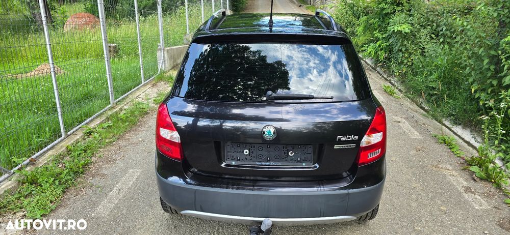 Skoda Fabia 1.2 TSI Ambiente - 4