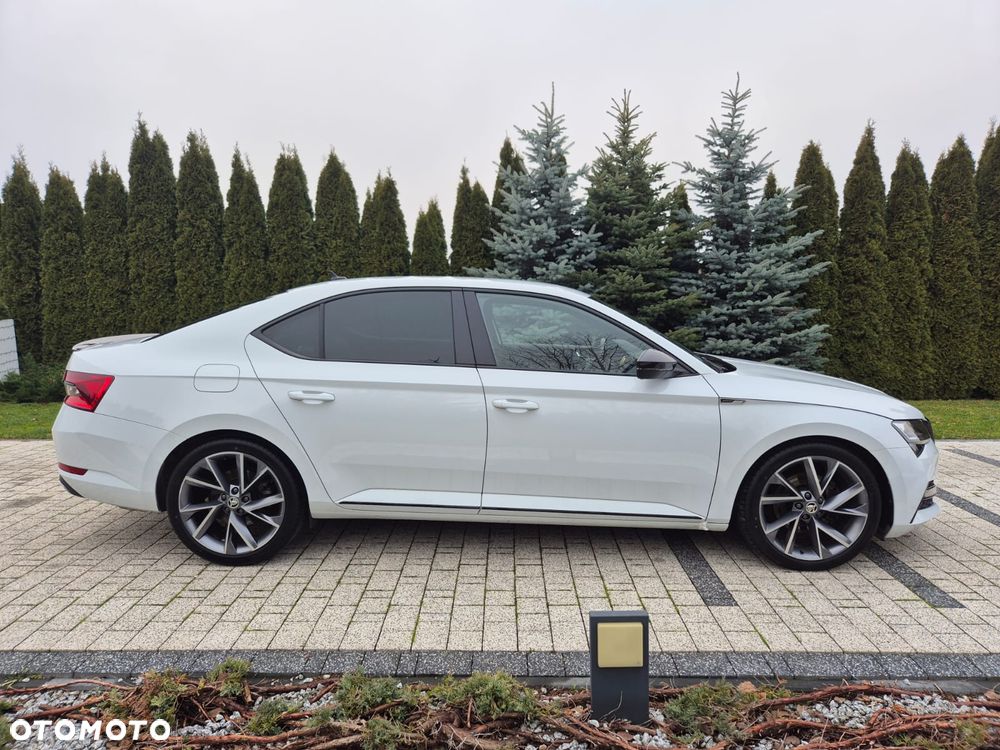 Skoda Superb 2.0 TSI Sportline DSG - 4