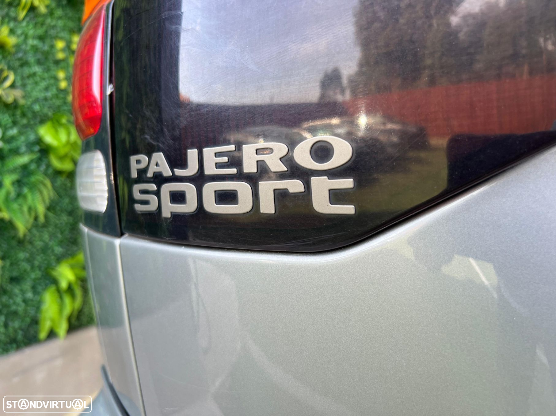 Mitsubishi Pajero Sport 2.5 TD GLS - 31