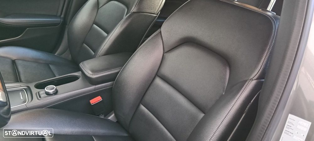 Mercedes-Benz GLA 250 - 11